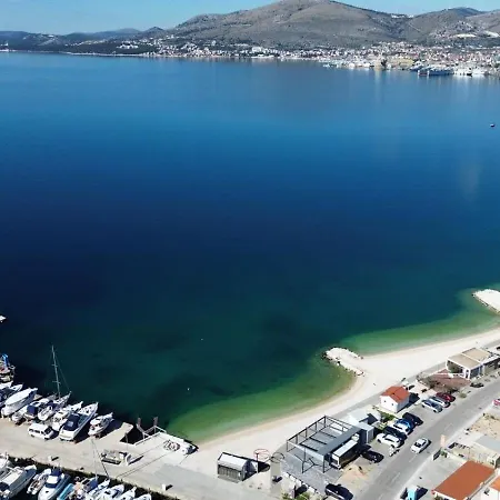 Vikendica House D&d *