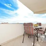 Vakantiehuis House Dd With Heated Pool *