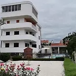 Vakantiehuis House Dd With Heated Pool Trogir